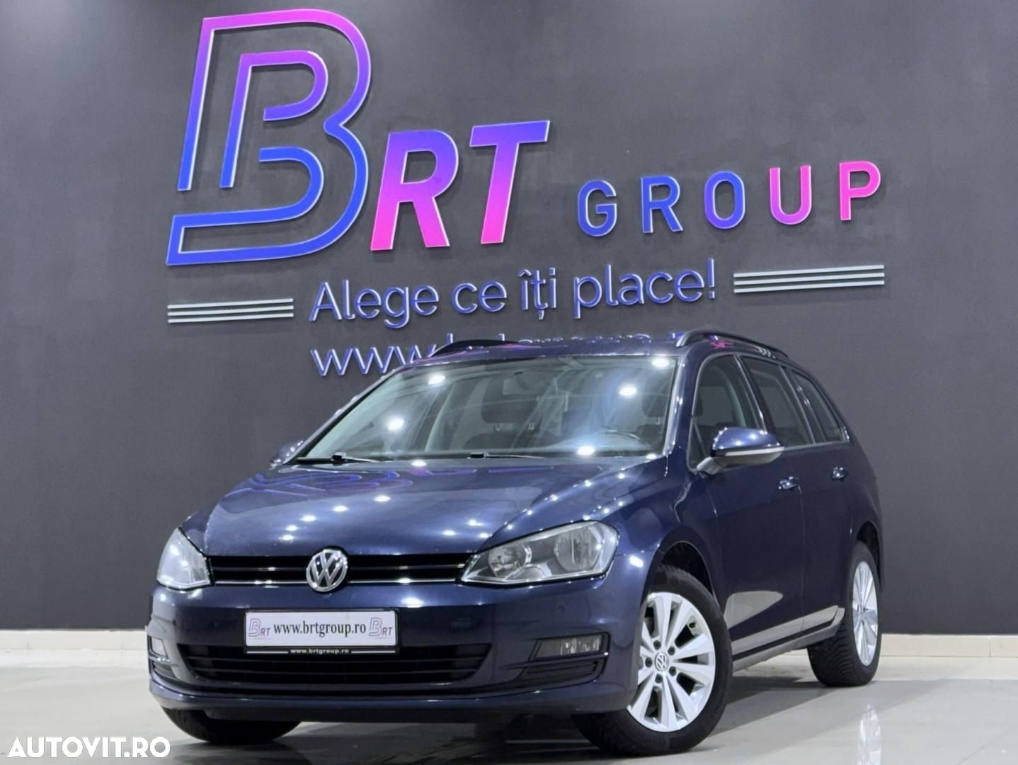 Volkswagen Golf - 1