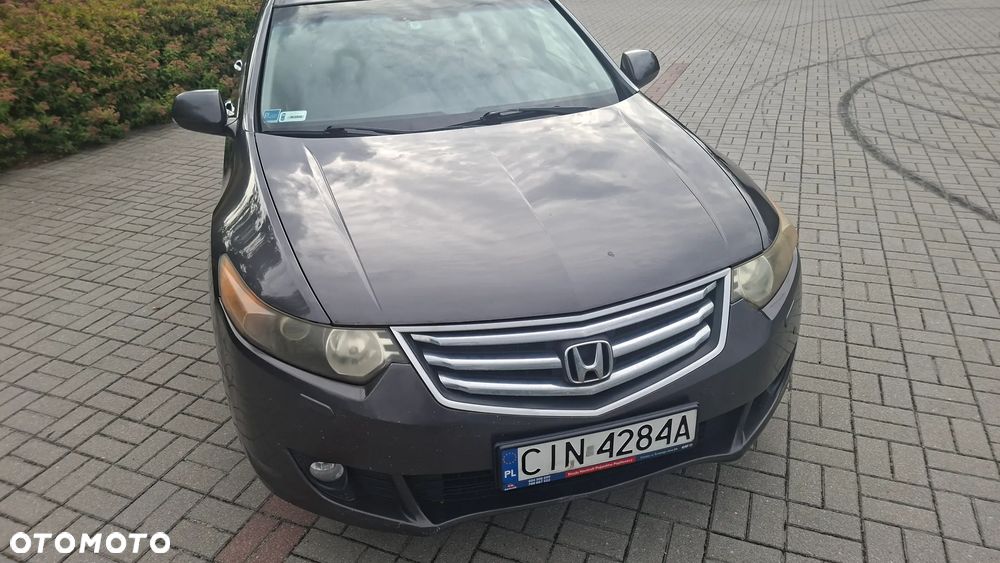 Honda Accord 2.0 Executive - 21
