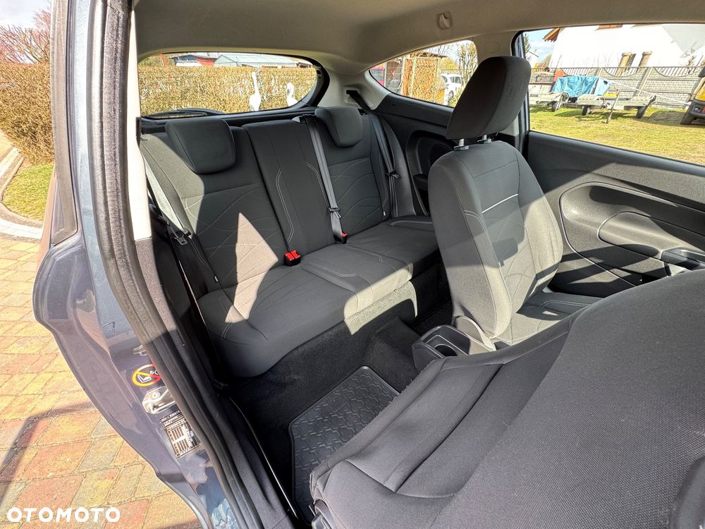 Ford Fiesta - 25