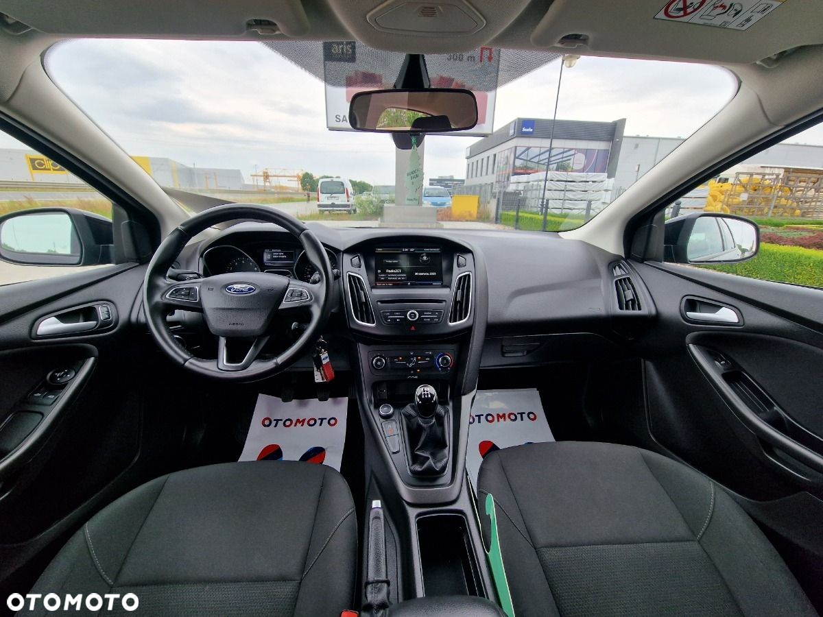 Ford Focus 1.0 EcoBoost 99g Start-Stopp-System Business Edition - 19
