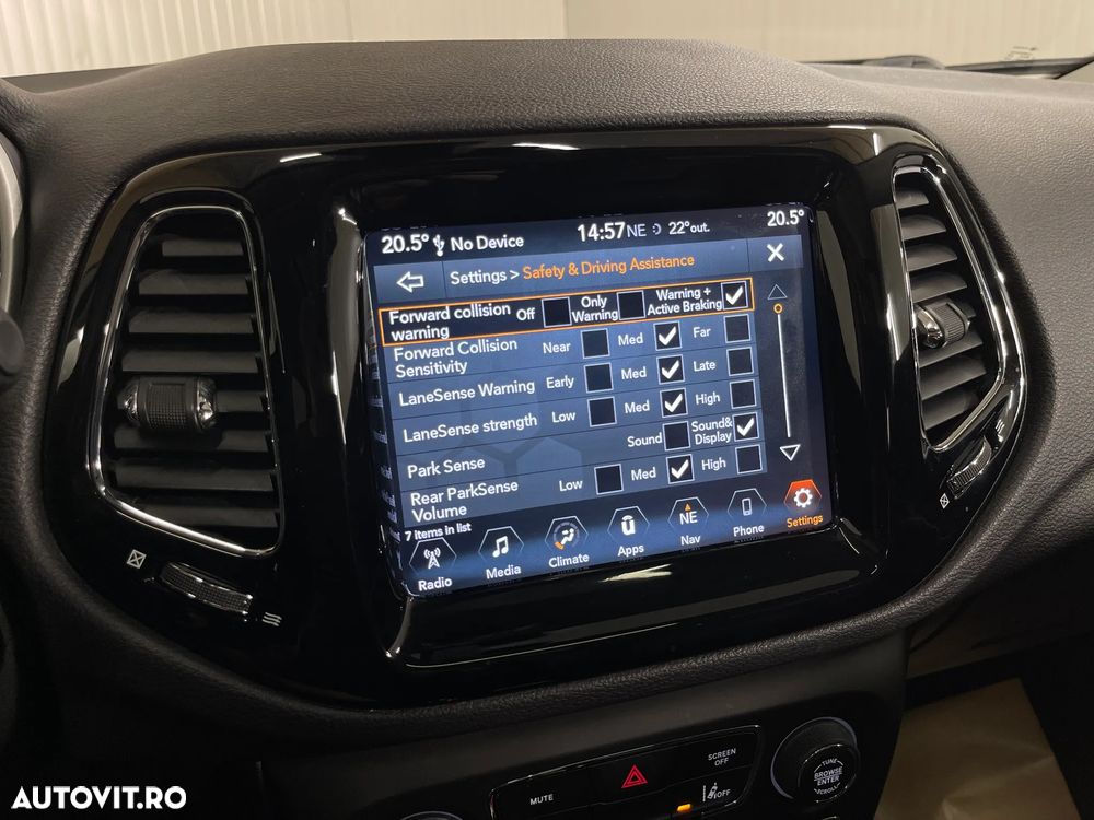 Jeep Compass 2.0 M-Jet 4x4 AT Limited - 16