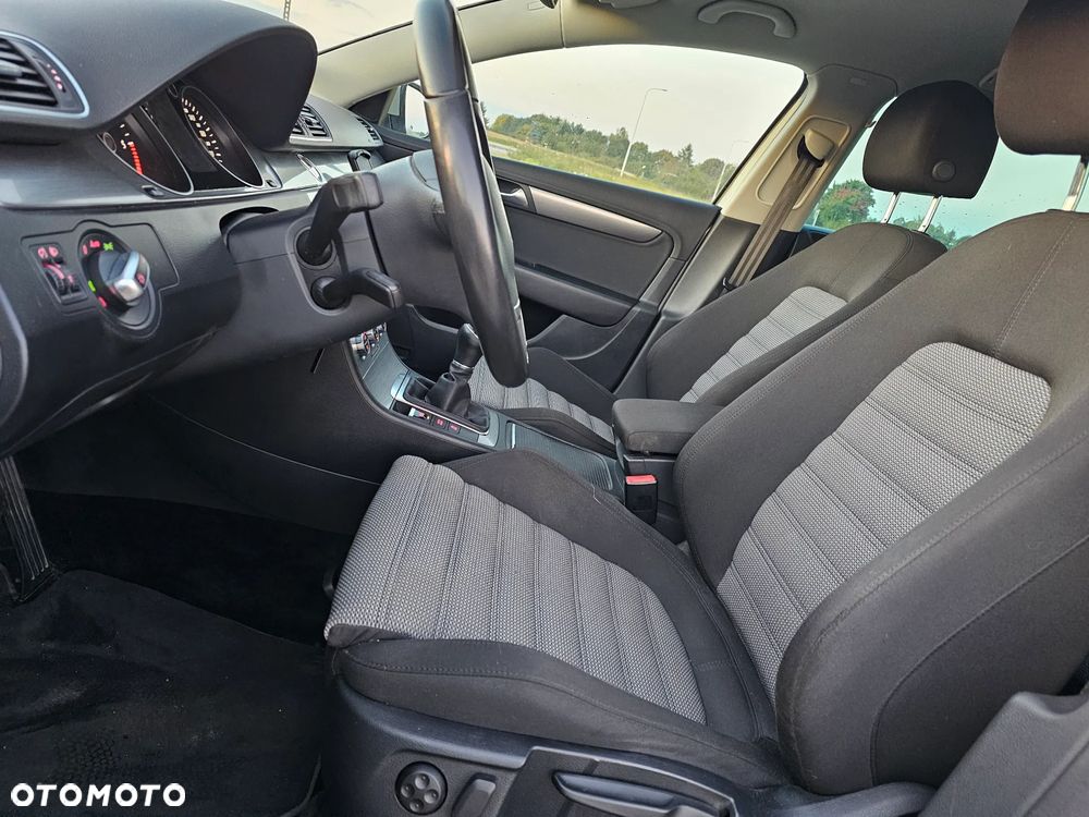 Volkswagen Passat Variant 2.0 TDI Comfortline - 8