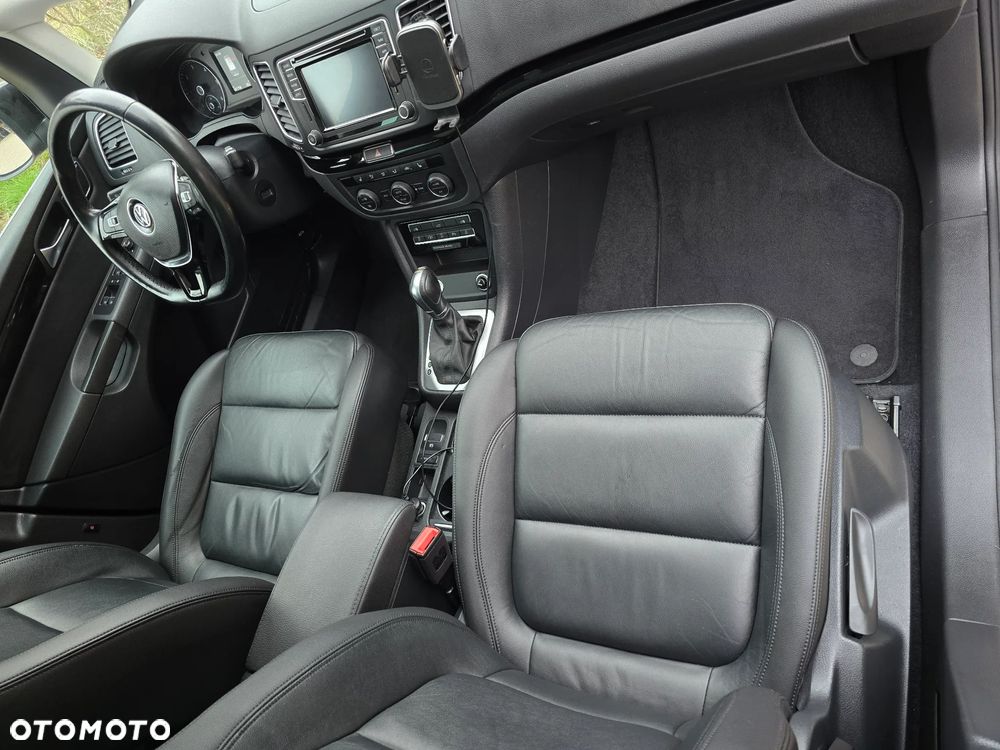 Volkswagen Sharan 2.0 TDI DSG Highline Black Style - 29