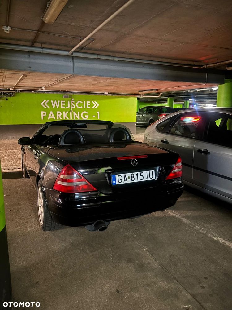Mercedes-Benz SLK 200 - 17