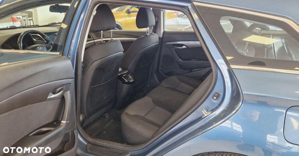 Hyundai i40 1.7 CRDi Premium - 17