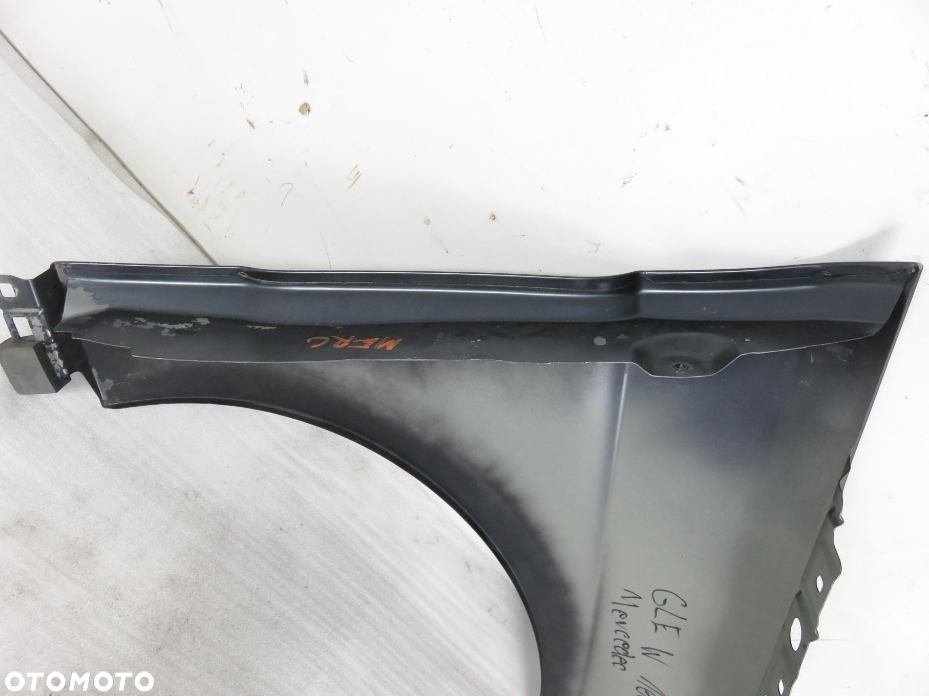 BŁOTNIK LEWY PRZEDNI MERCEDES GLE W166 - 3