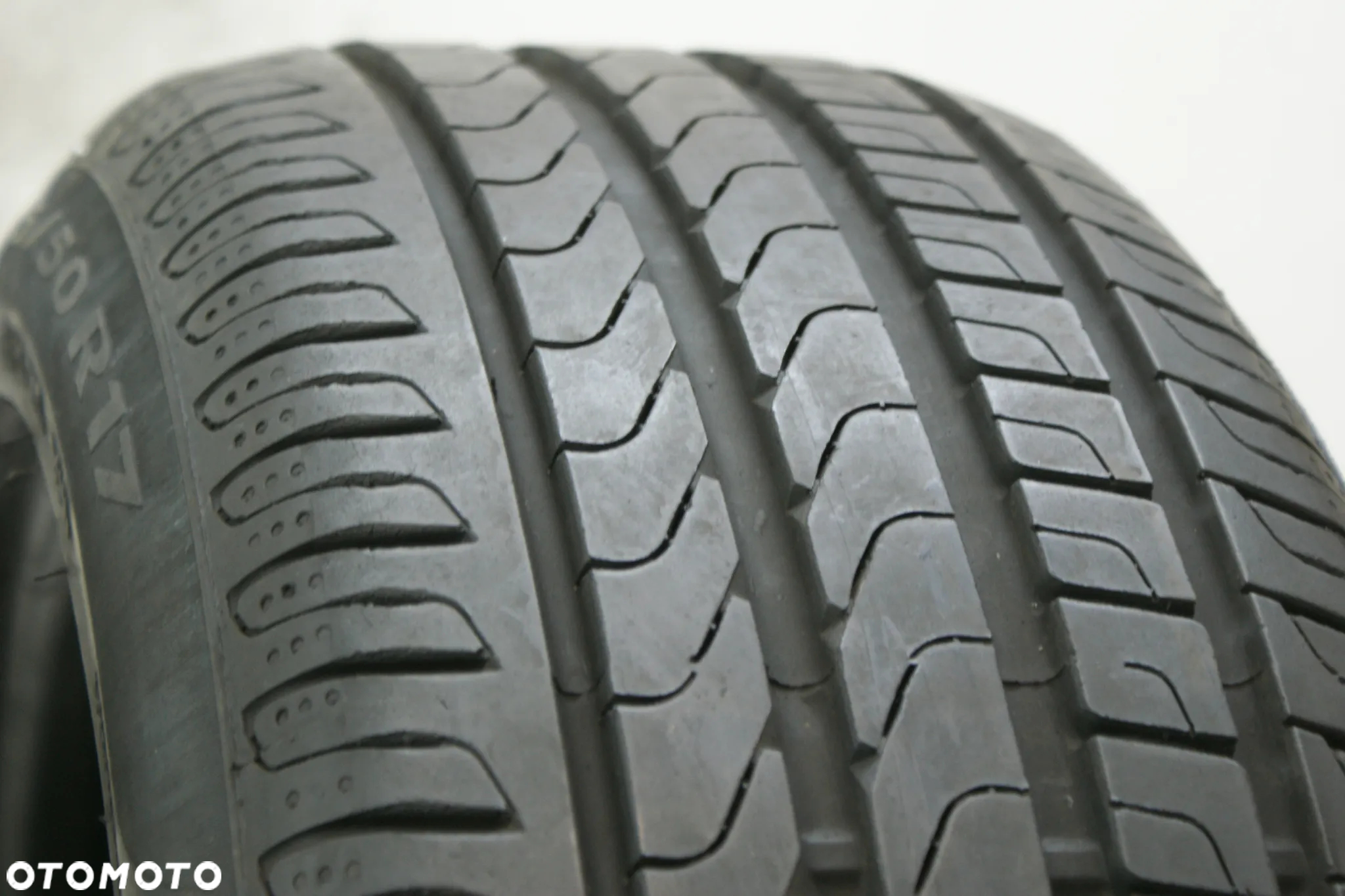 letnie 215/50R17 PIRELLI CINTURATO P7 , 7,5mm B1840 - 2