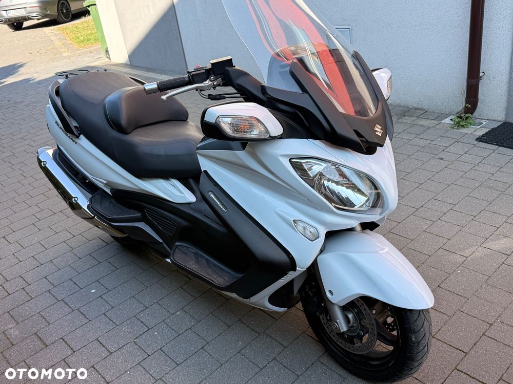 Suzuki Burgman - 1