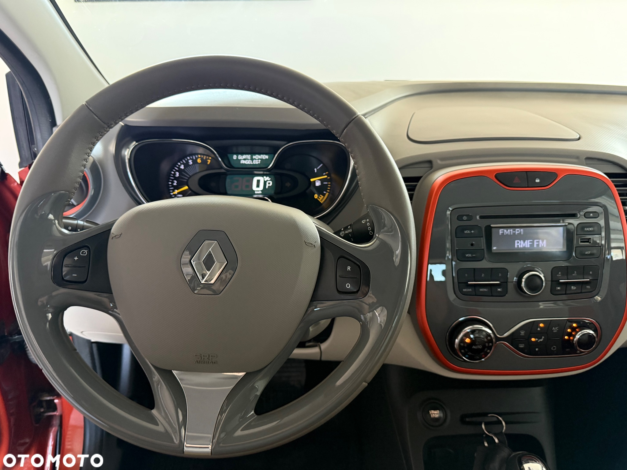 Renault Captur ENERGY TCe 120 EDC LIMITED - 23