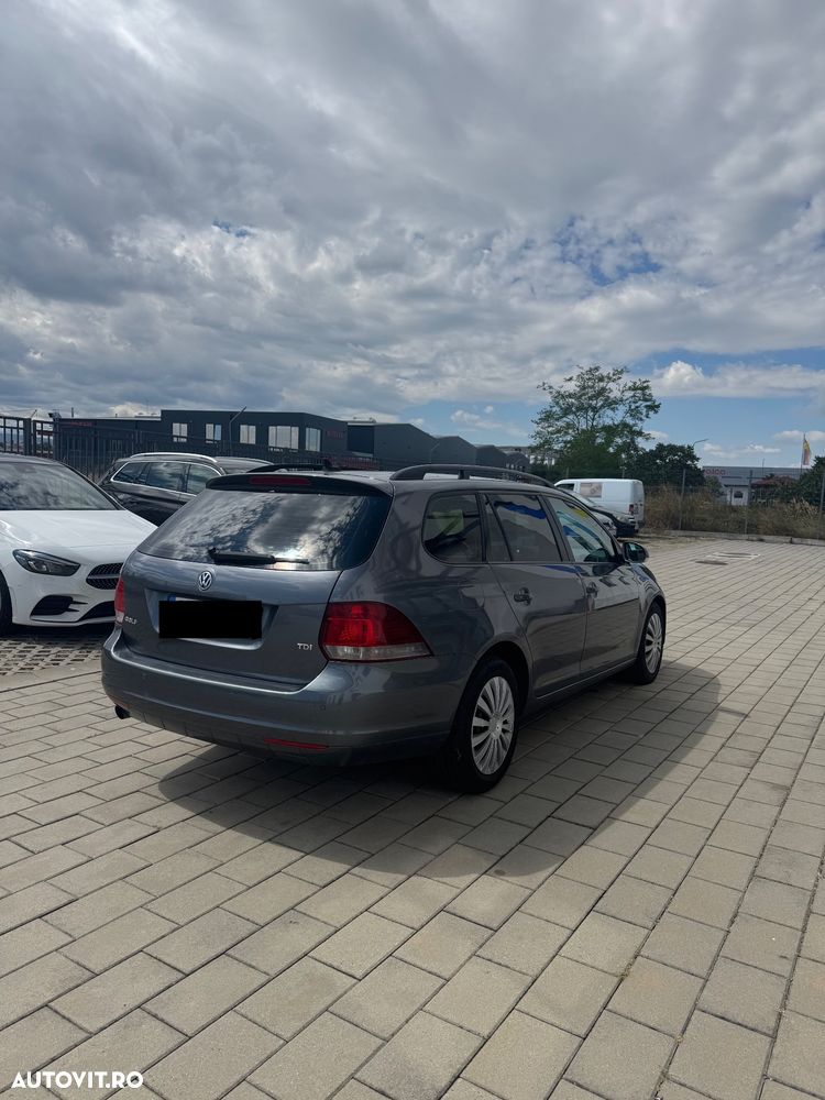 Volkswagen Golf 1.6 TDI DPF Trendline - 5
