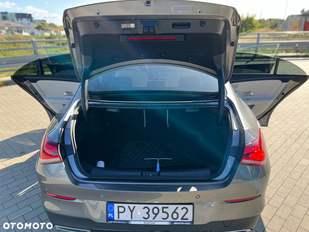 Mercedes-Benz CLA 220 d Progressive 8G-DCT - 4