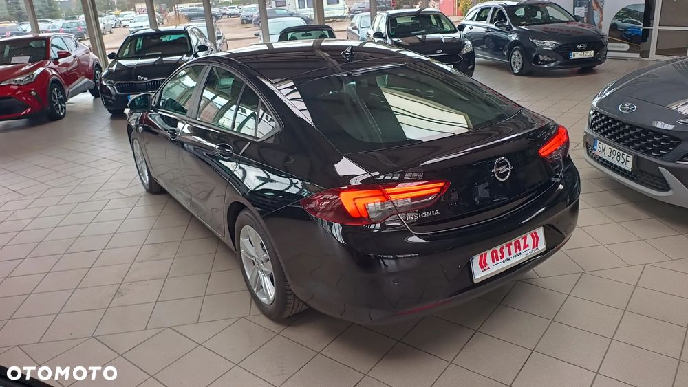 Opel Insignia 1.5 T Elite S&S - 18
