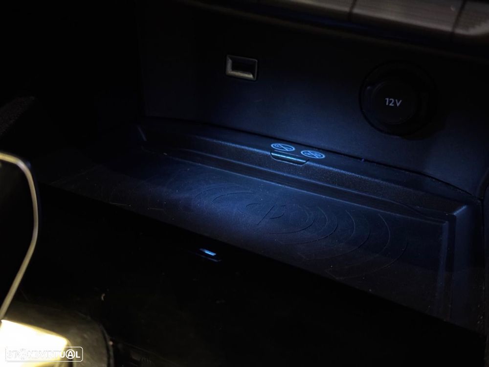 Peugeot 3008 1.2 PureTech Allure EAT8 - 29