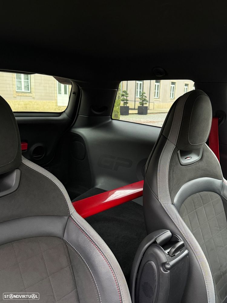 MINI 3 Portas John Cooper Works GP - 6