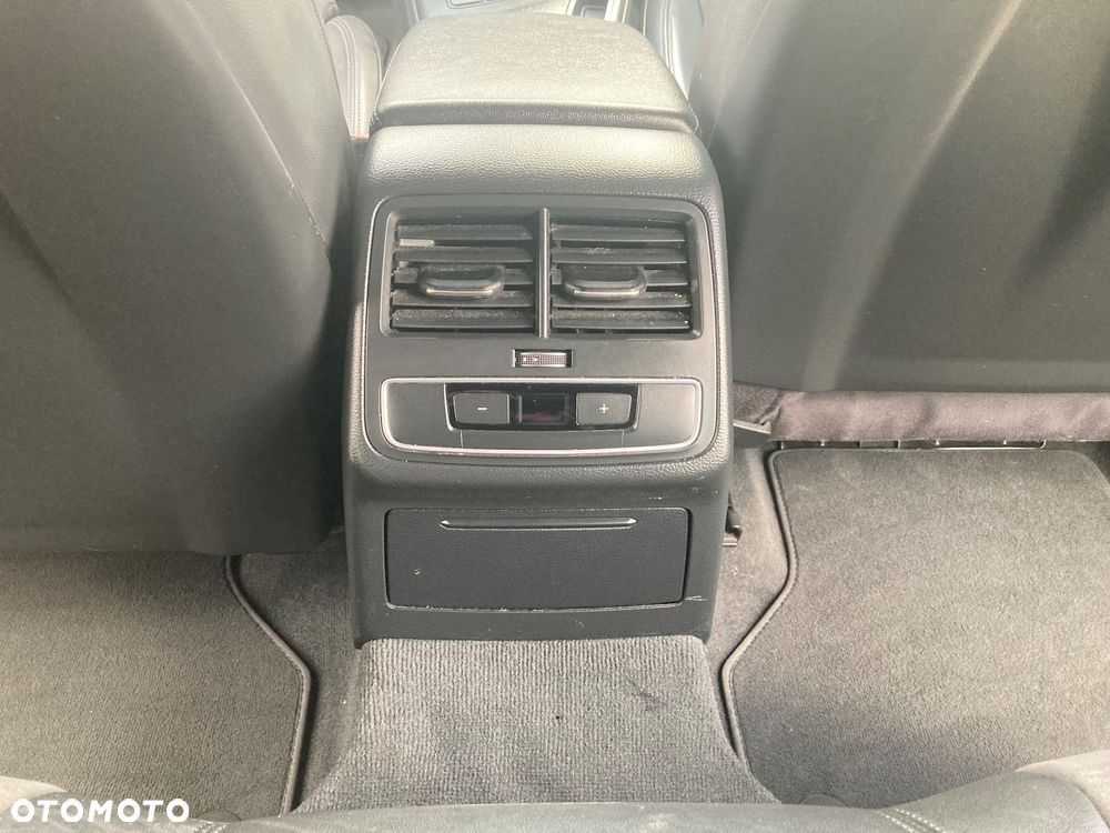 Audi A4 Avant 2.0 TFSI ultra S tronic sport - 18