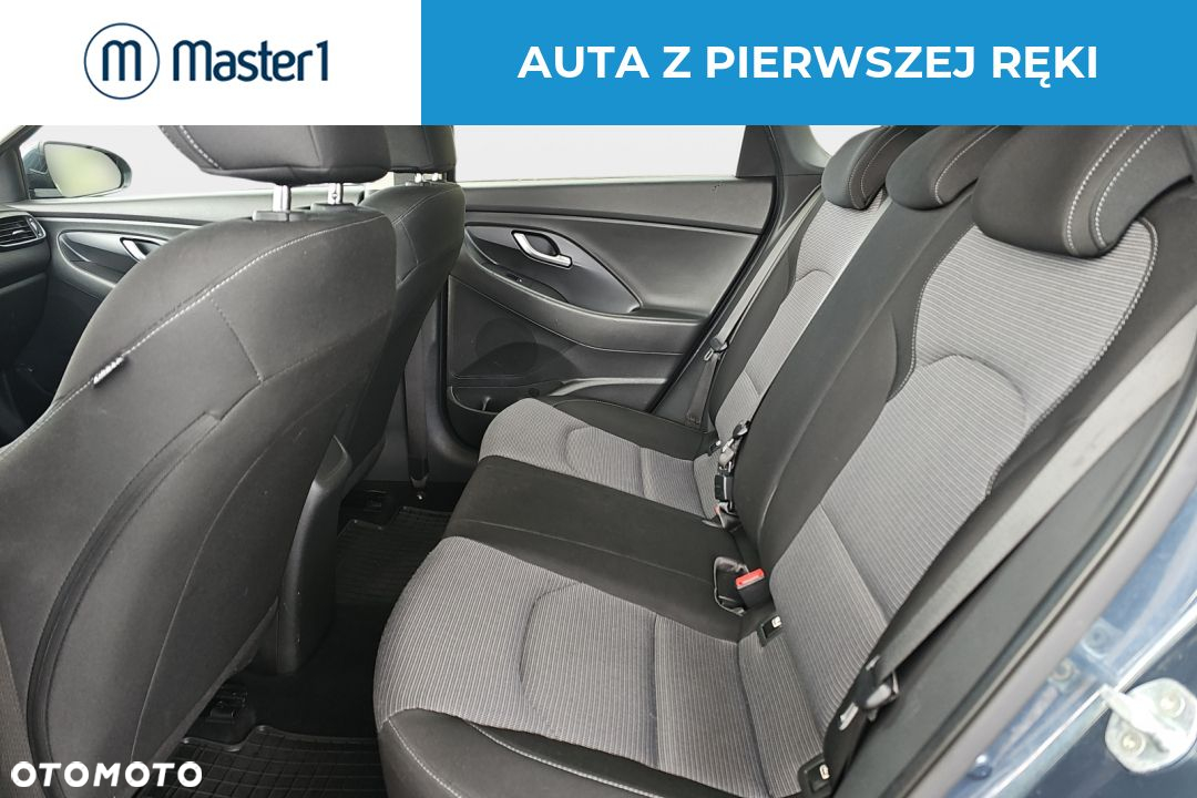 Hyundai i30 1.5 DPI Classic + - 12