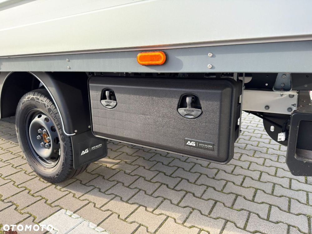 Ford Transit - 27