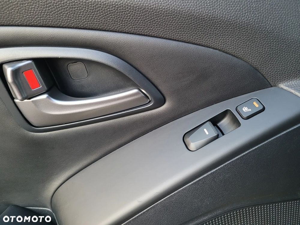 Hyundai ix35 2.0 2WD Trend - 25