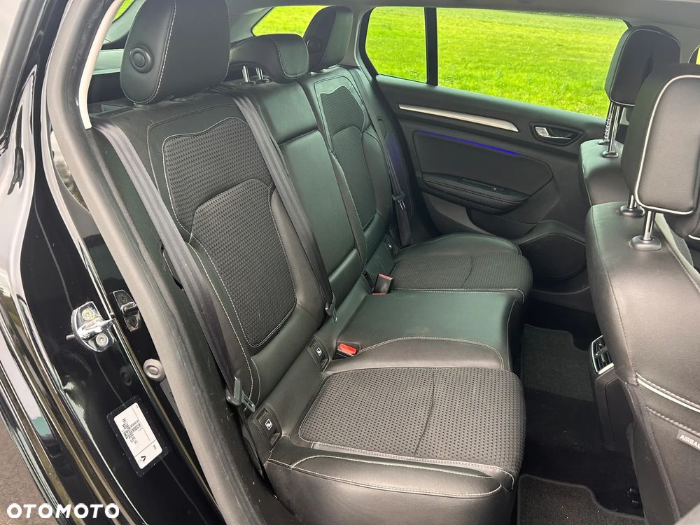 Renault Megane Grandtour ENERGY dCi 110 EDC BOSE EDITION - 28