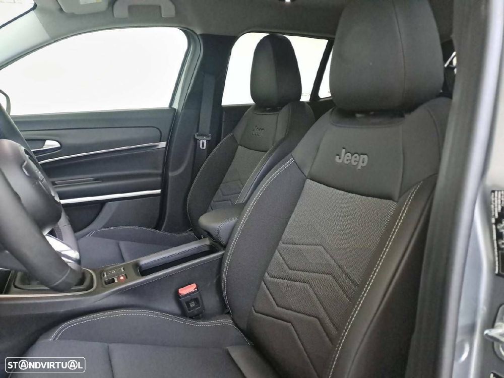 Jeep Avenger 1.2 GSE T3 Summit - 9