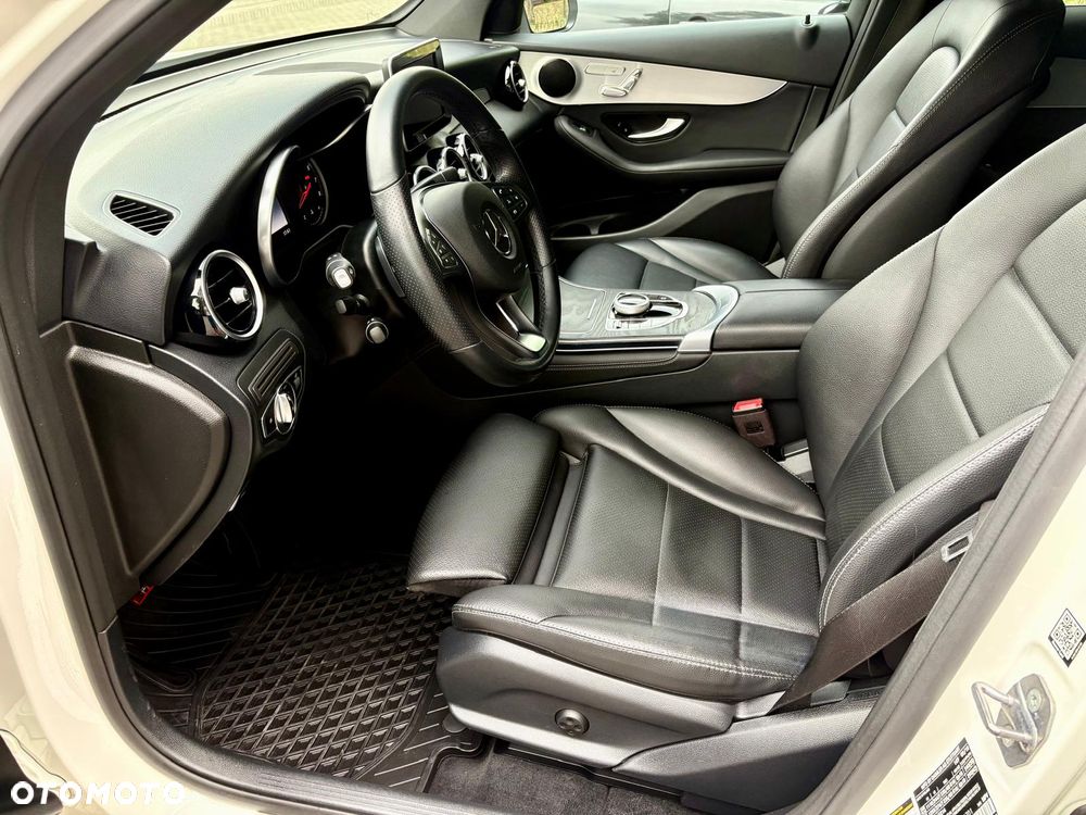 Mercedes-Benz GLC 300 4-Matic - 13