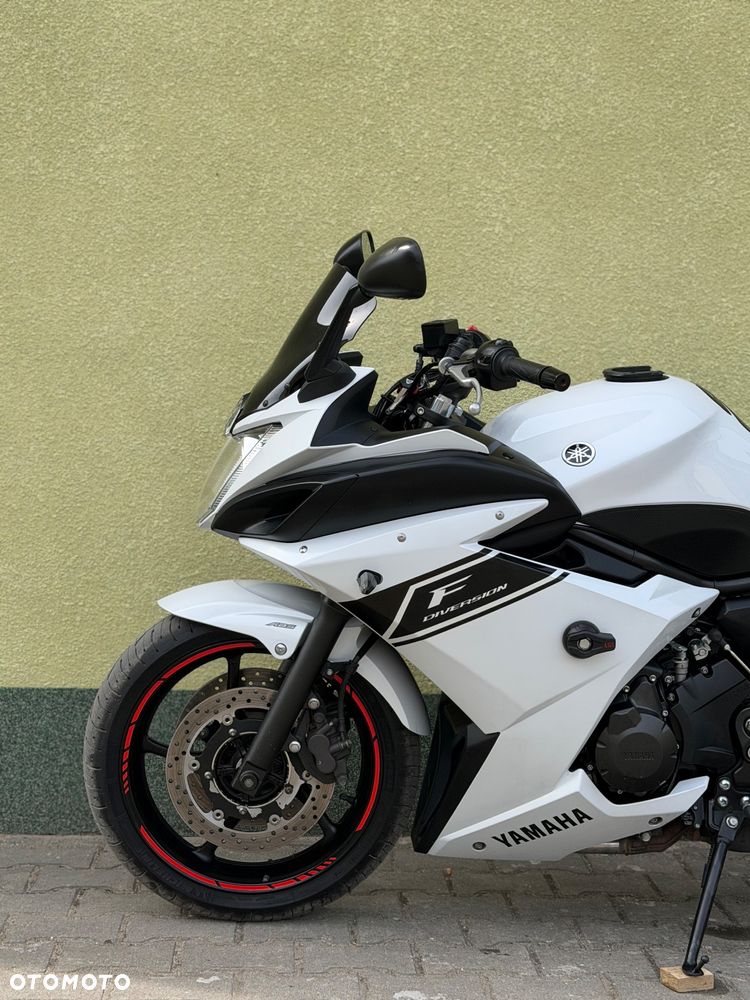 Yamaha XJ - 24