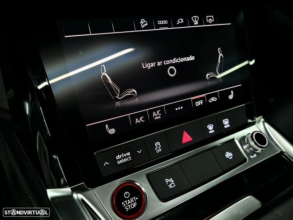 Audi e-tron S quattro - 22