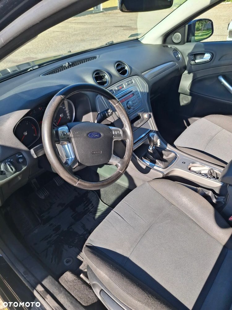 Ford Mondeo - 6