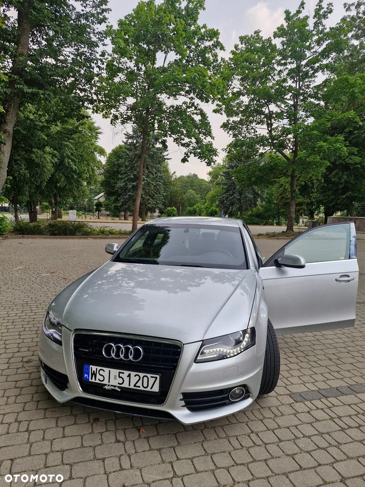 Audi A4 Limousine 1.8 TFSI Quattro Line - 1