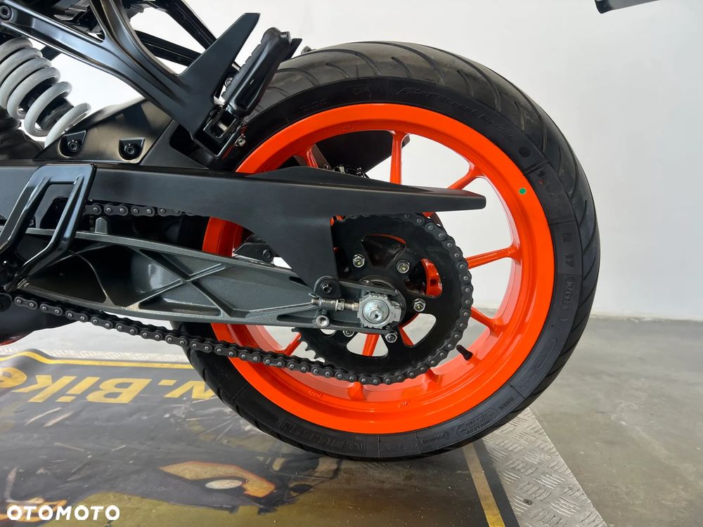 KTM RC 125 - 13