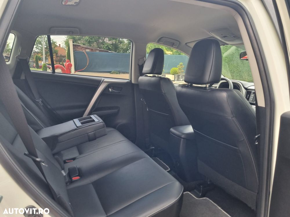 Toyota RAV4 2.5 4x4 Executive - 14