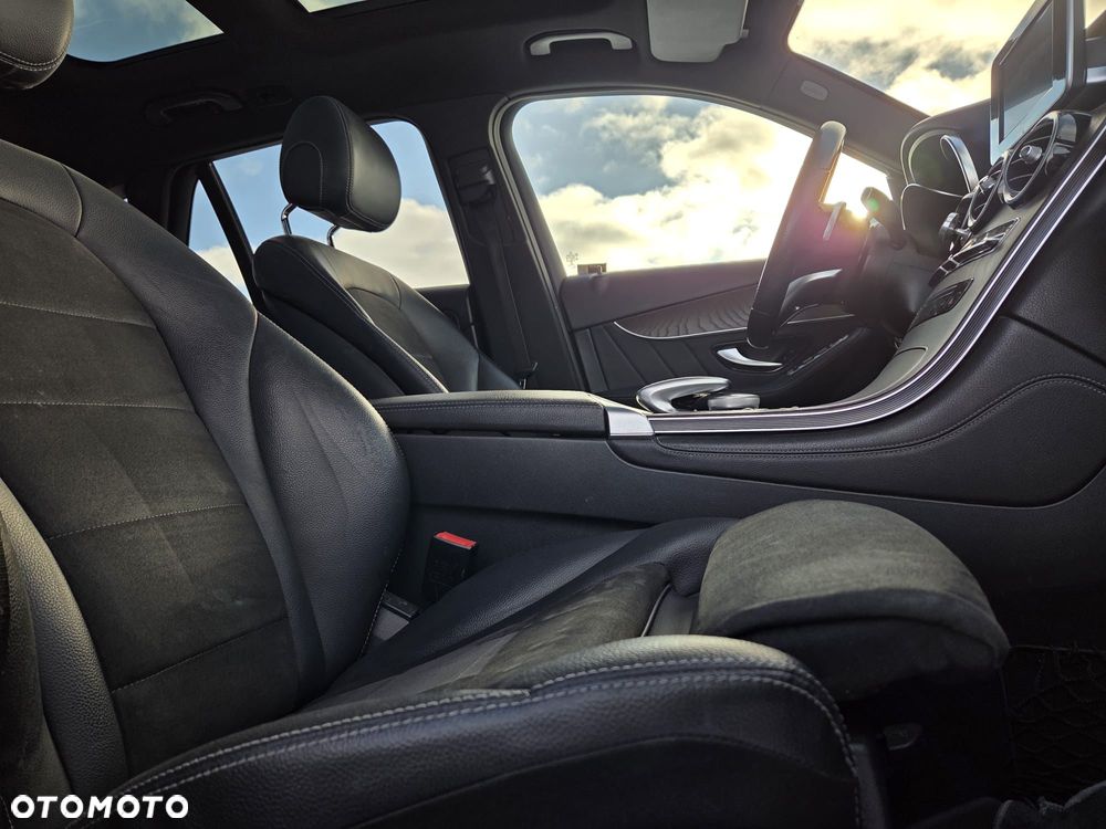 Mercedes-Benz GLC - 20