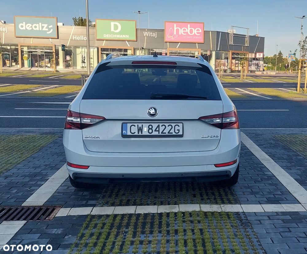 Skoda Superb 2.0 TDI Ambition DSG7 - 19