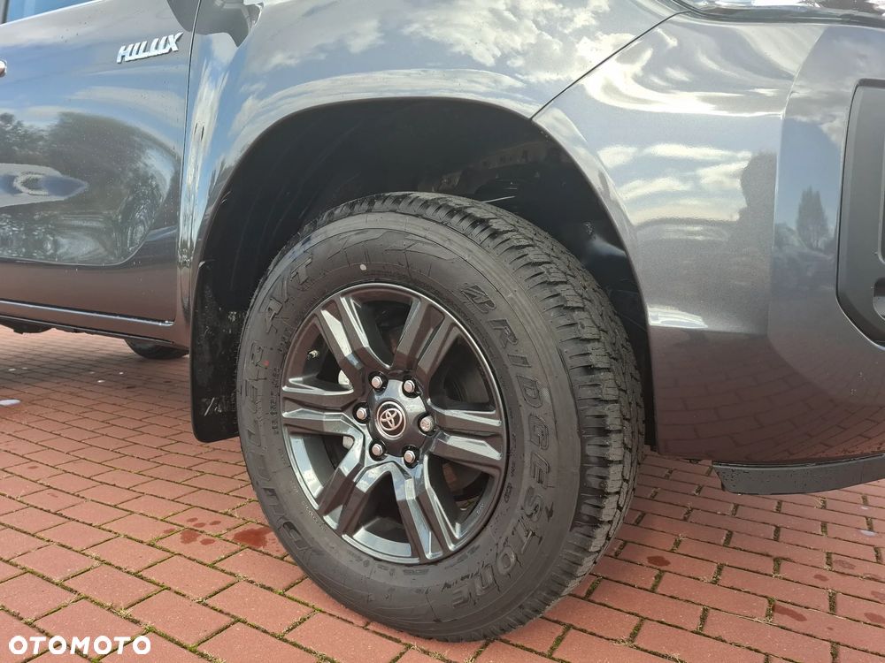 Toyota Hilux - 6