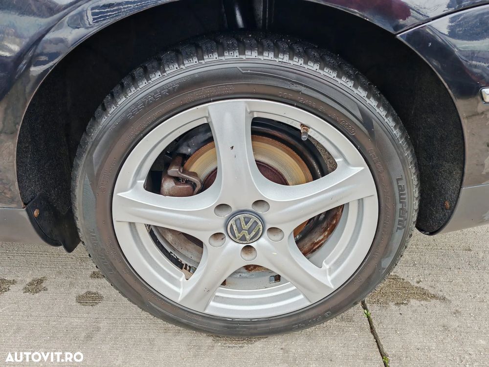 Volkswagen Passat Variant 2.0 TDI DPF DSG Highline - 9