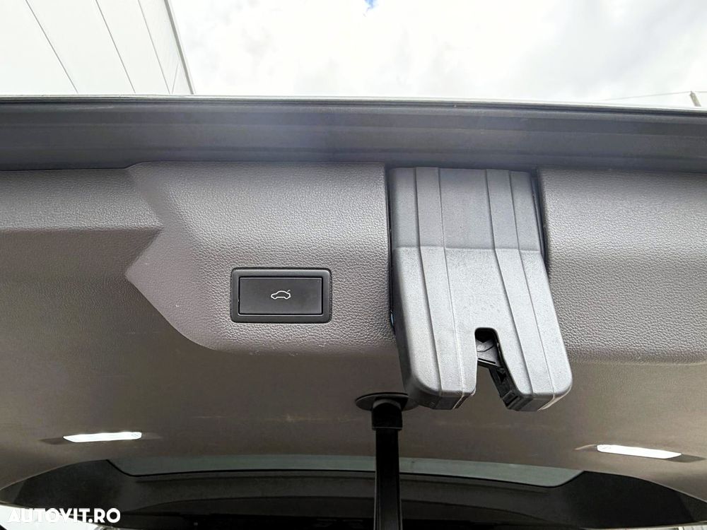 Volkswagen Multivan L 2.0 TDI DSG 110KW Style - 23