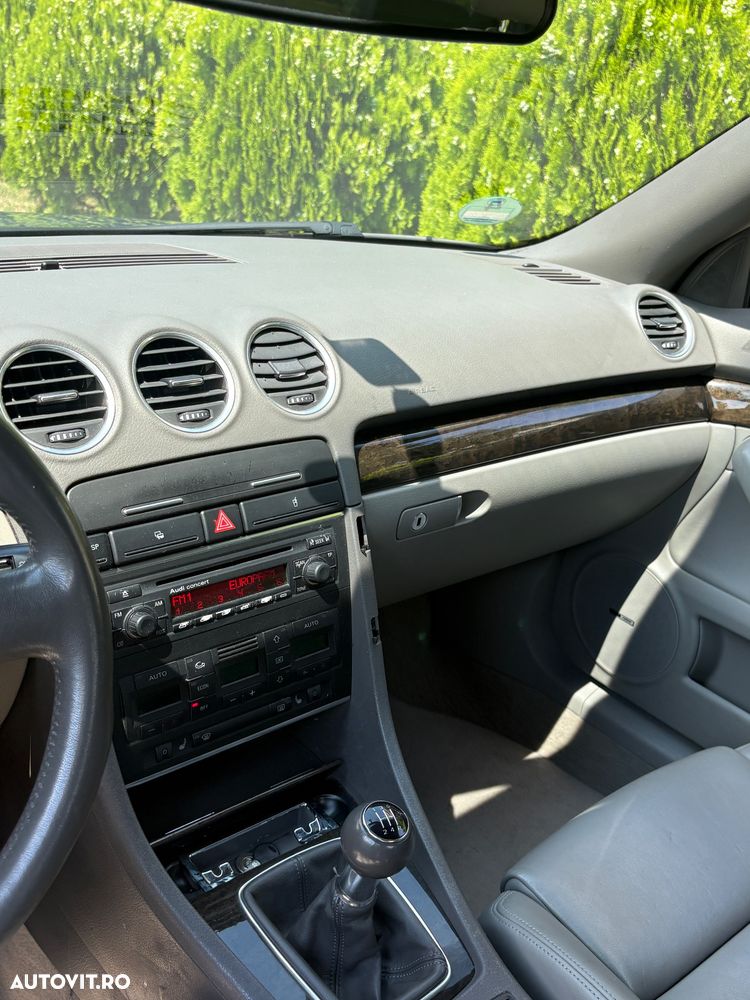 Audi A4 Limuzina - 4