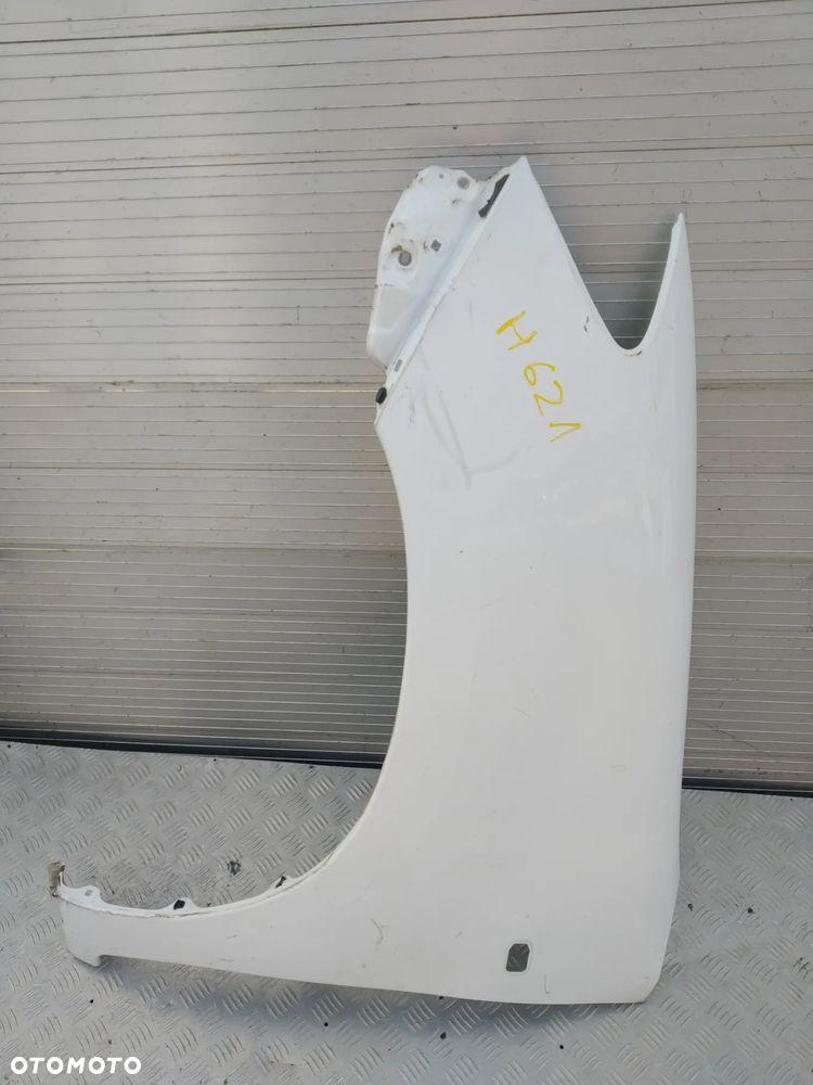 H420/H423/H478/H514/H532/H621 BŁOTNIKI HILUX LEWY 2006-2012 - 11