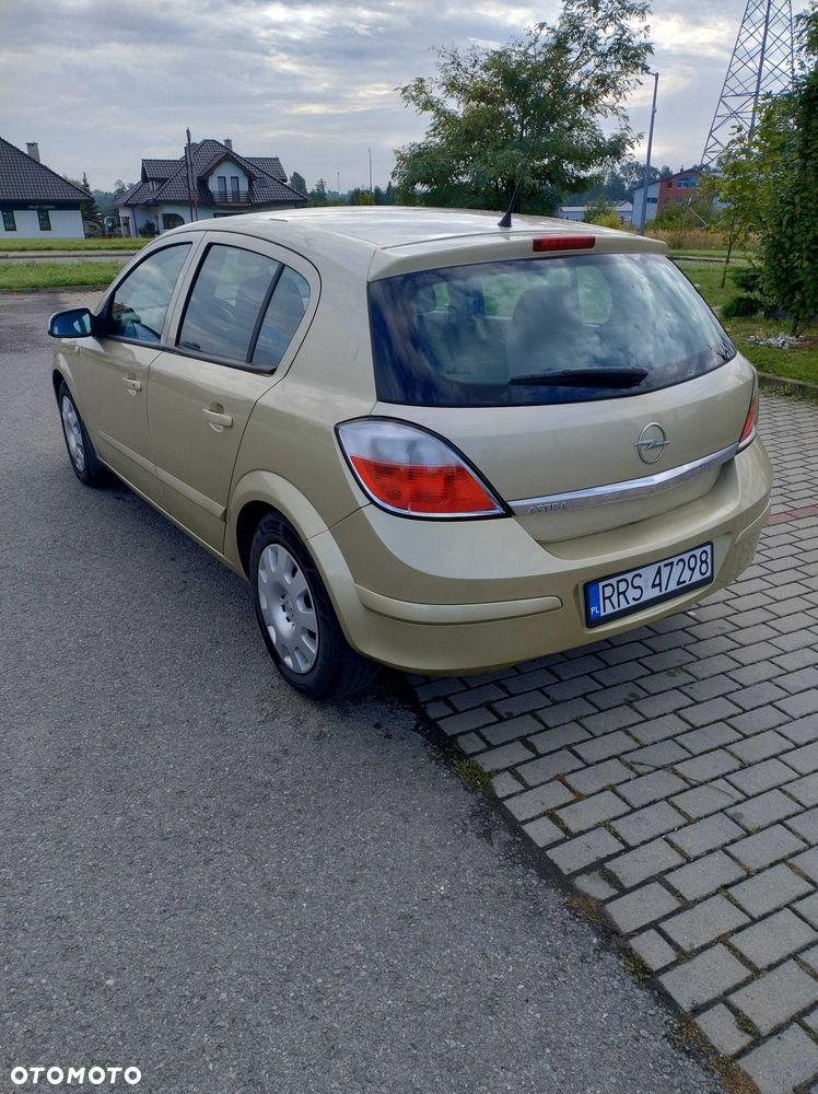 Opel Astra - 3
