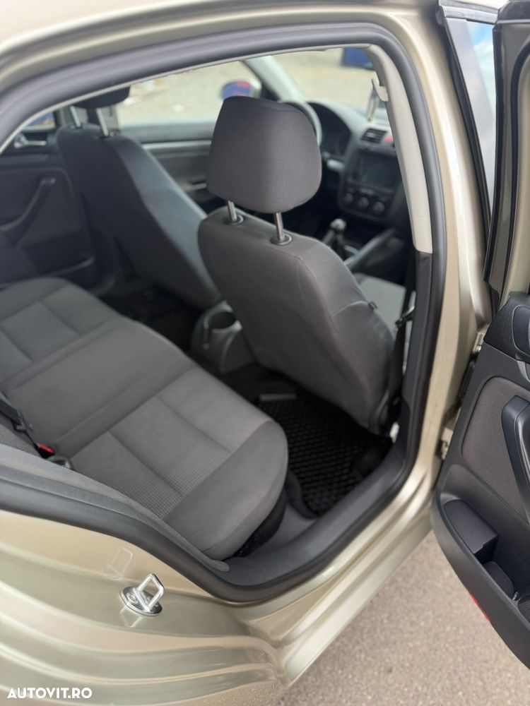 Volkswagen Jetta 1.4 TSI Comfortline - 8