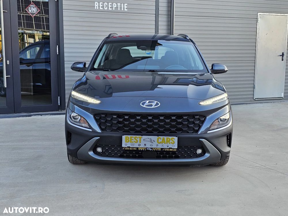 Hyundai KONA - 12