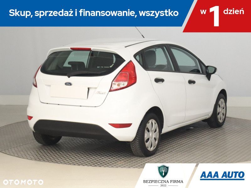 Ford Fiesta - 7