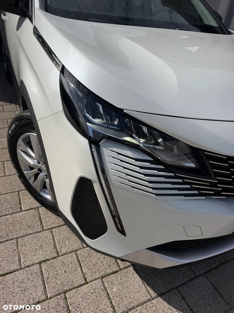 Peugeot 3008 1.5 BlueHDi Allure S&S EAT8 - 3