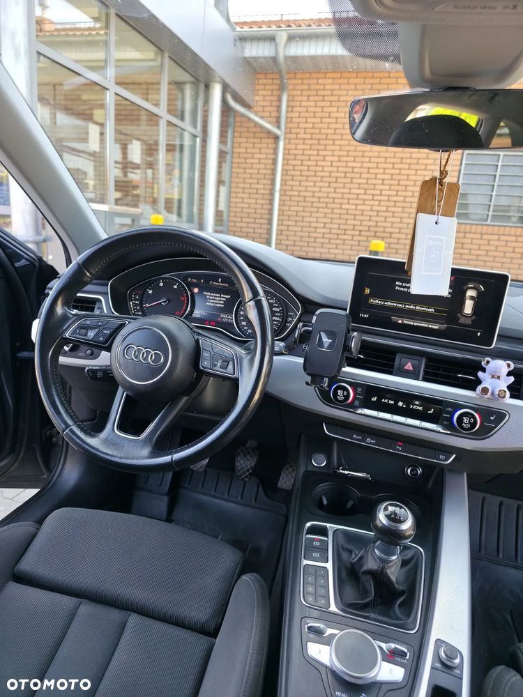 Audi A4 Avant 2.0 TDI - 7