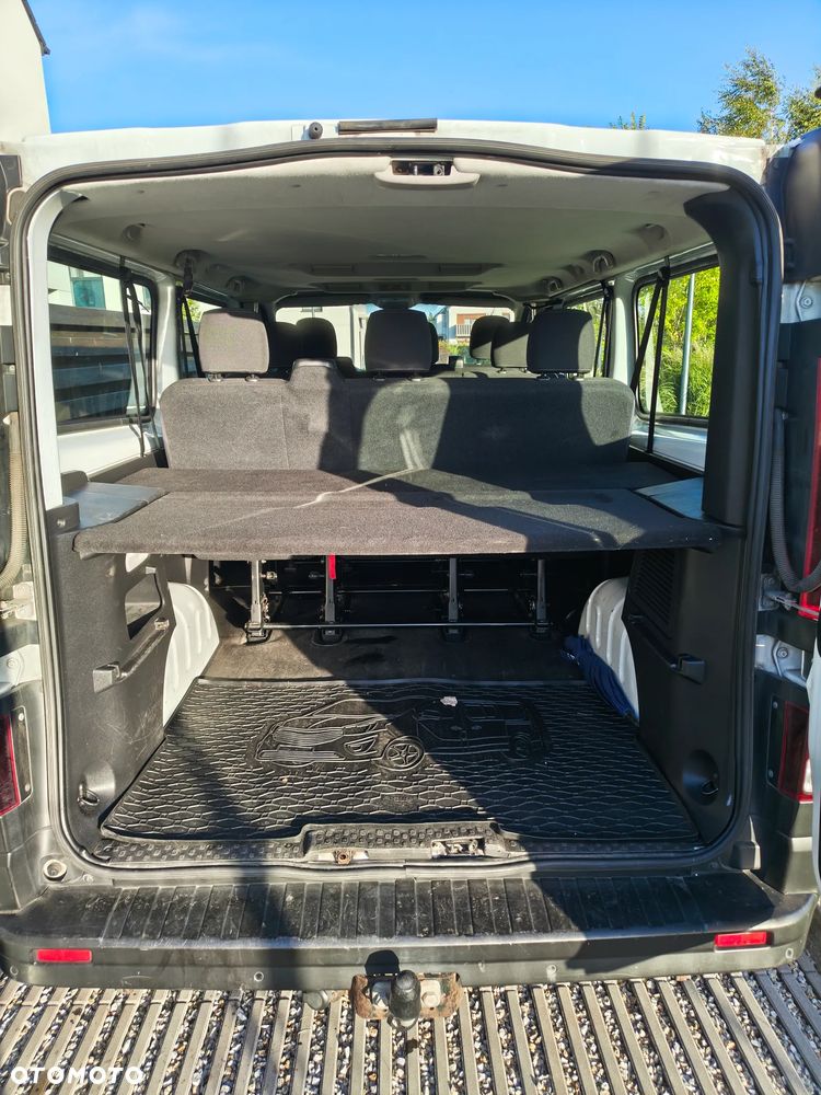 Renault Trafic 2.0 dCi EDC - 12
