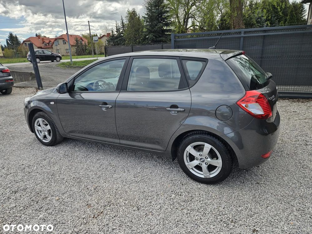 Kia Ceed 1.4 CVVT Spirit - 7