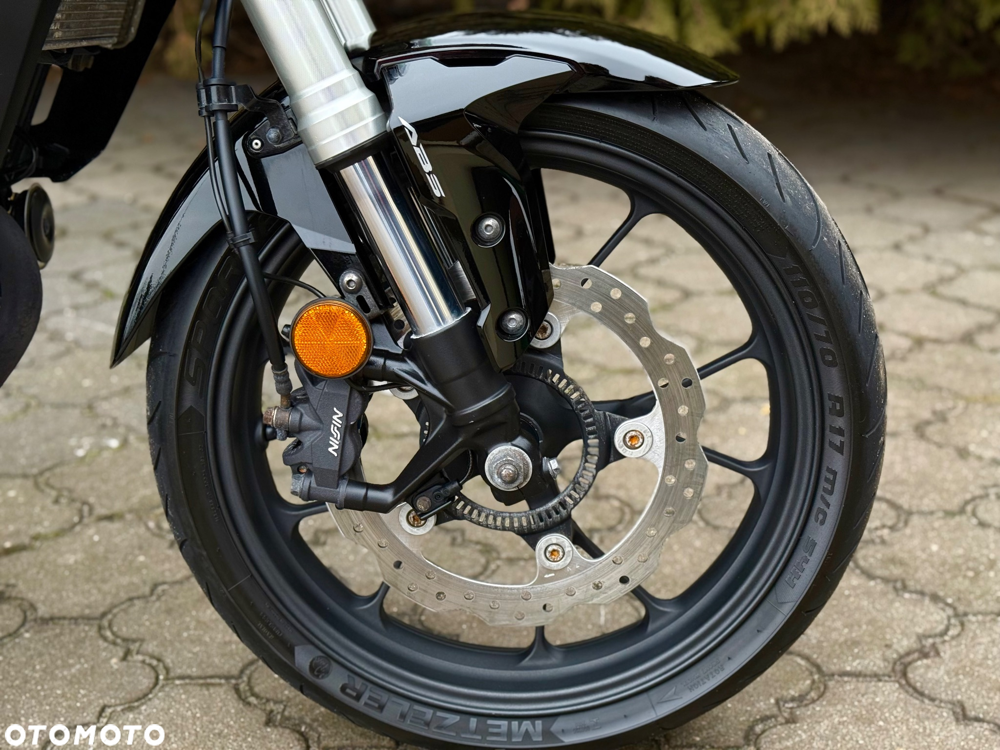 Honda CB - 11