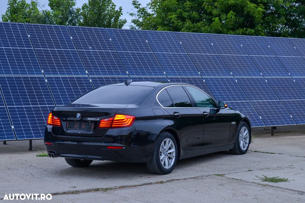 BMW Seria 5 520d Aut. Luxury Line - 4