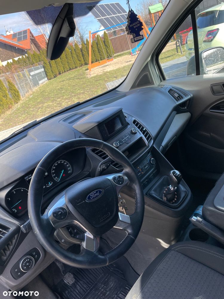 Ford Transit connect - 8