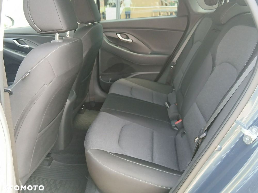 Hyundai i30 1.5 T-GDI 48V Smart DCT - 16
